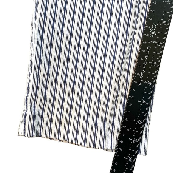 DFA New York Capri Size 12 Blue Striped Flat Front Cropped Pants Casual Coastal - Picture 11 of 12